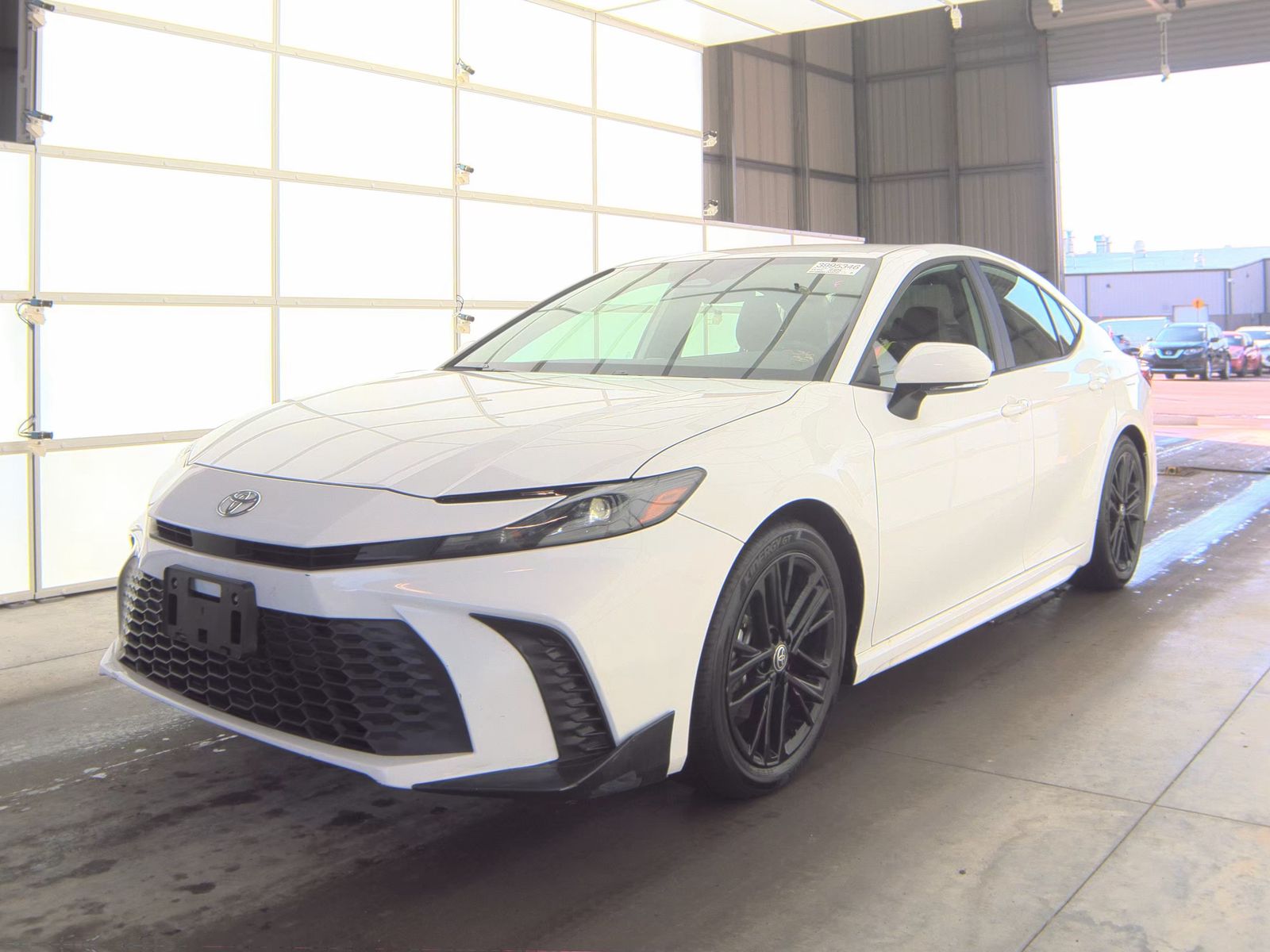 2025 Toyota Camry SE FWD
