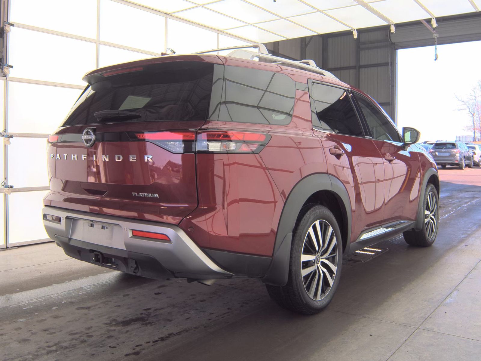 2024 Nissan Pathfinder Platinum FWD