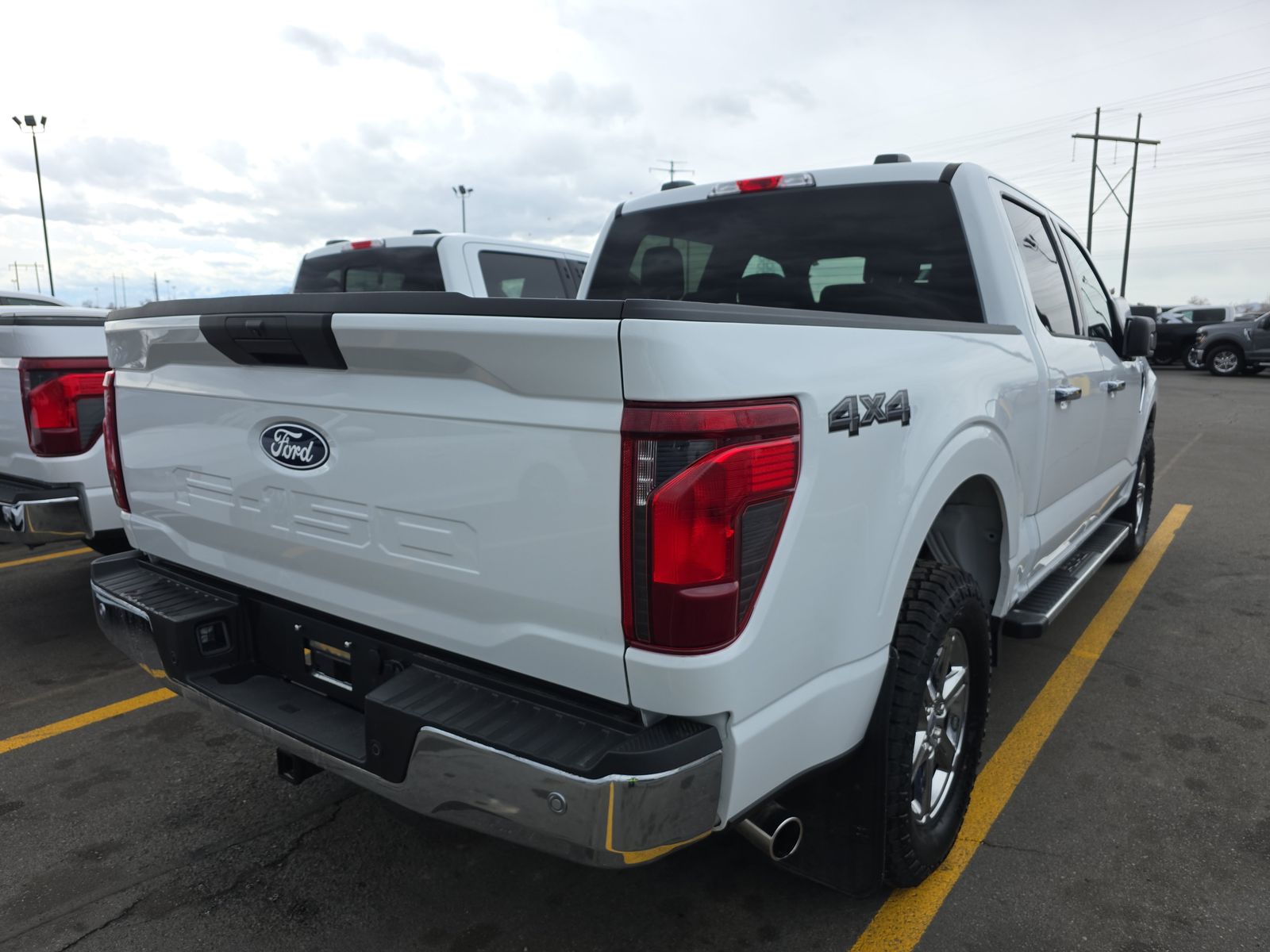 2025 Ford F-150 XLT AWD