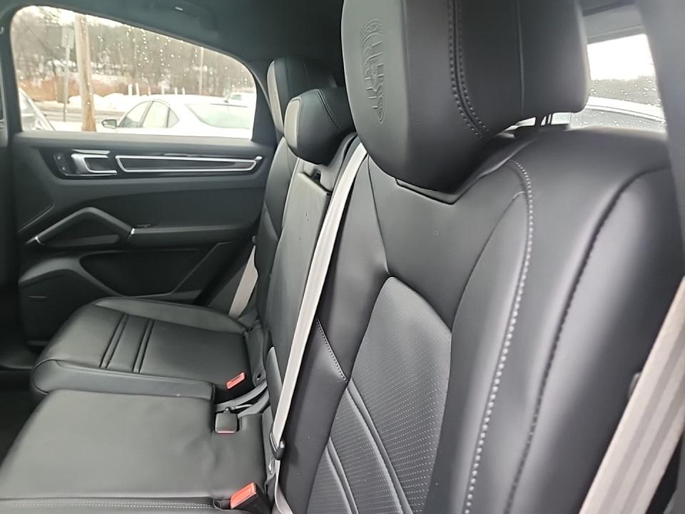 2022 Porsche Cayenne S Platinum Edition AWD