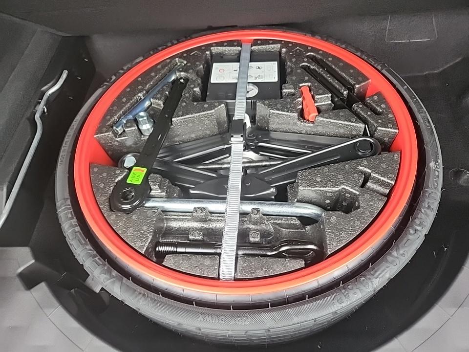 2022 Porsche Cayenne S Platinum Edition AWD