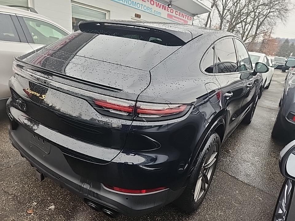 2022 Porsche Cayenne S Platinum Edition AWD