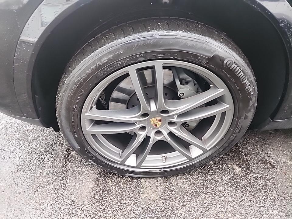 2022 Porsche Cayenne S Platinum Edition AWD