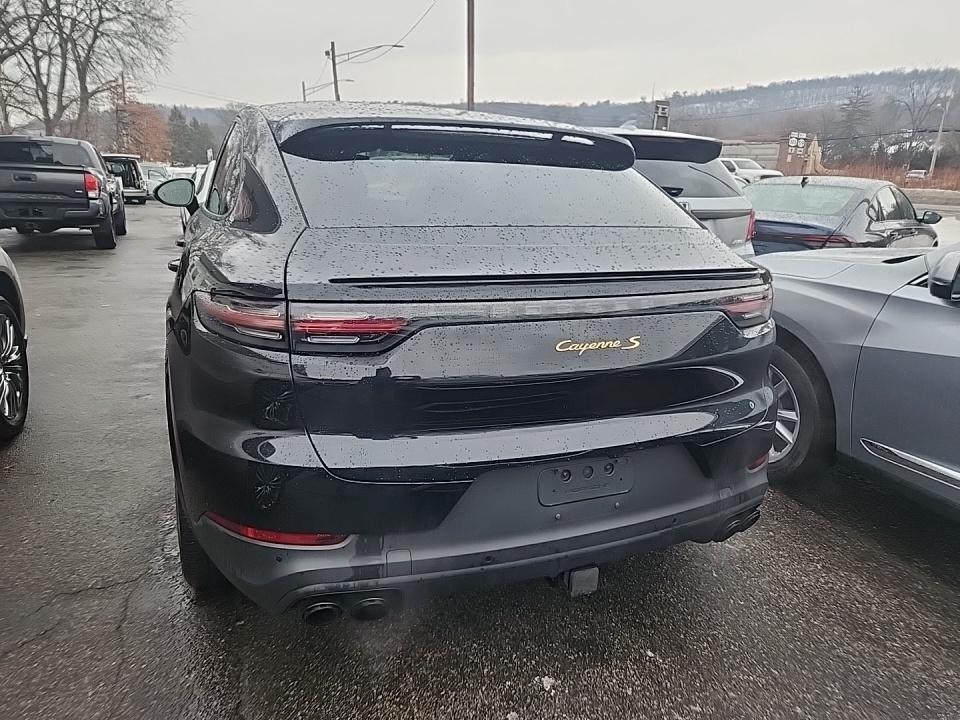 2022 Porsche Cayenne S Platinum Edition AWD