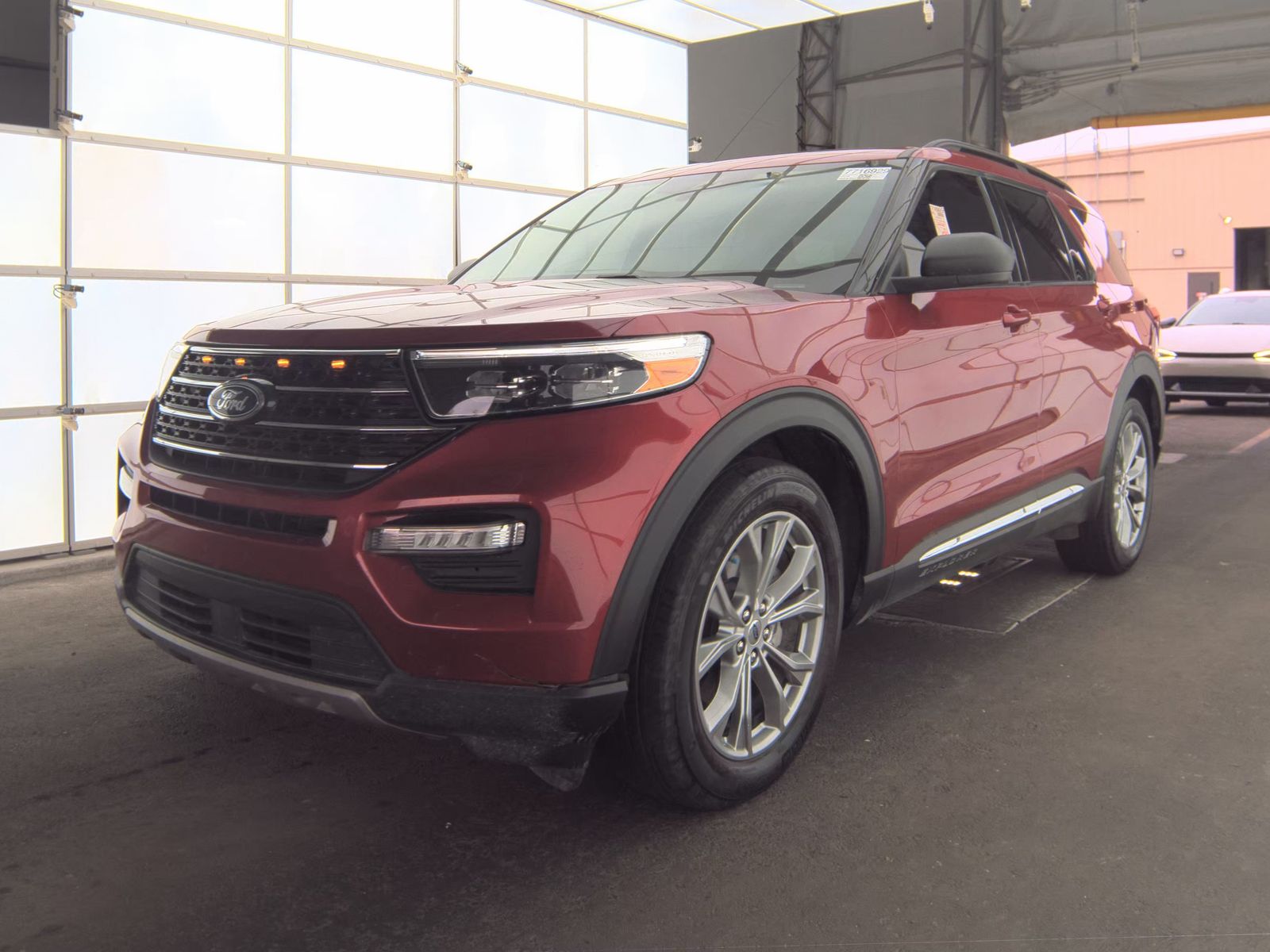 2023 Ford Explorer XLT RWD