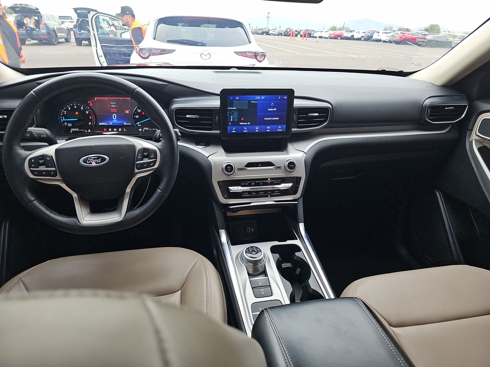 2023 Ford Explorer XLT RWD