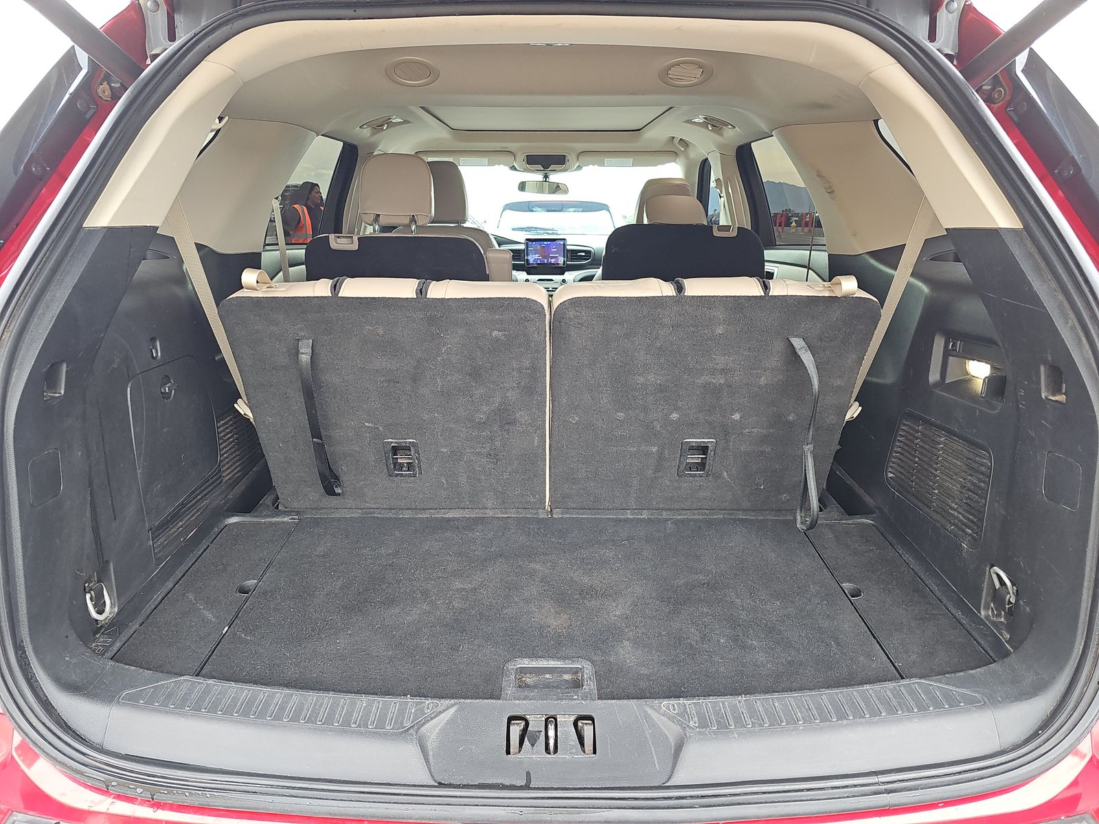 2023 Ford Explorer XLT RWD