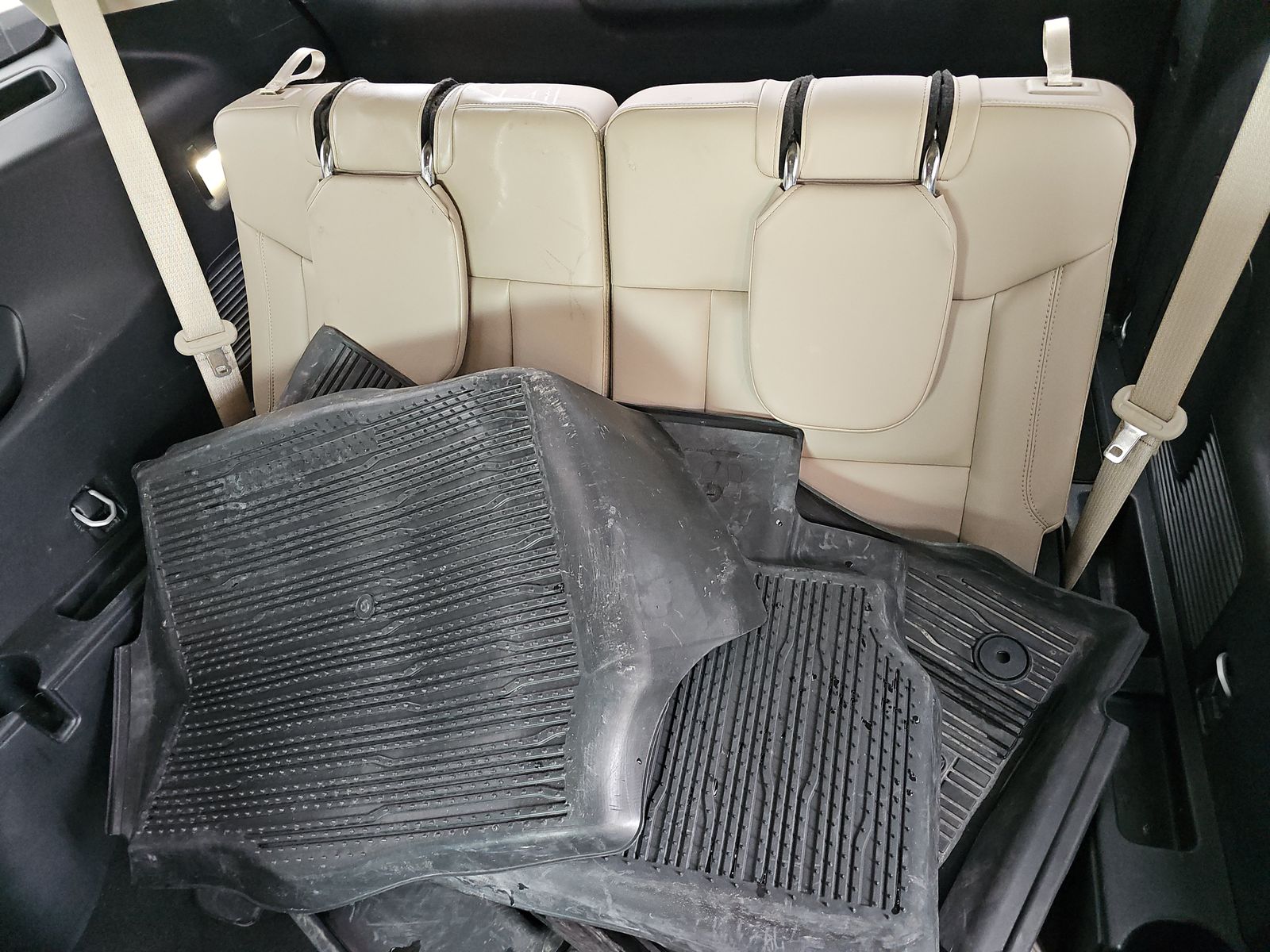 2023 Ford Explorer XLT RWD