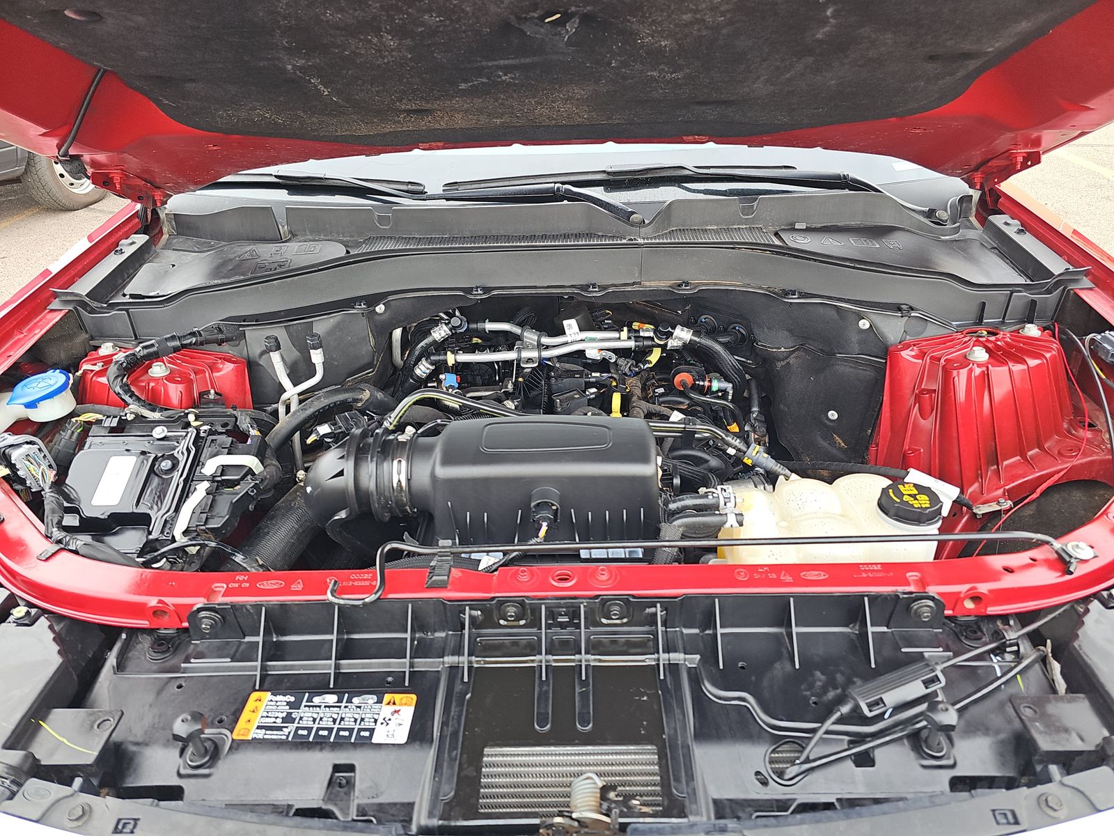 2023 Ford Explorer XLT RWD