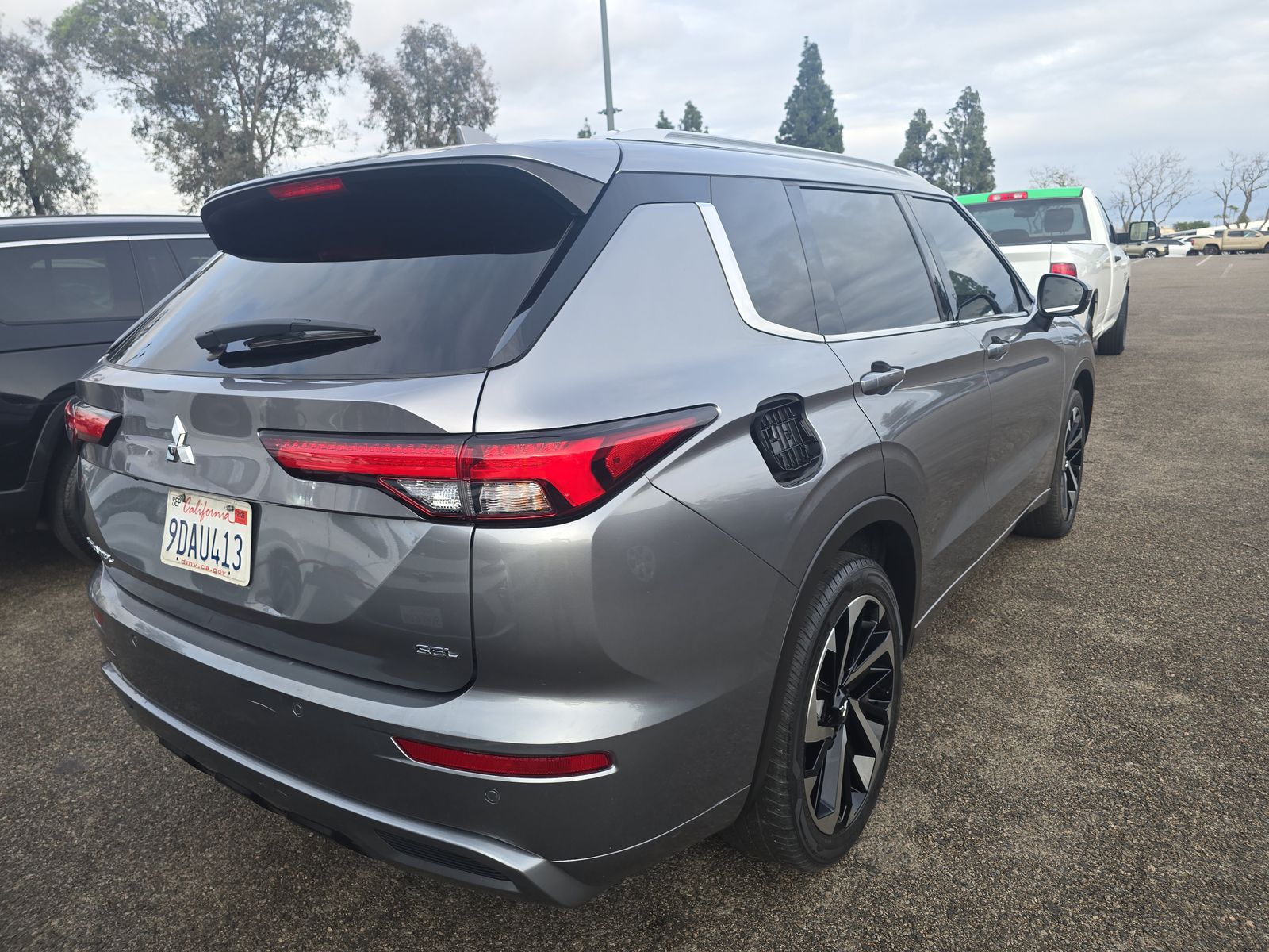 2022 Mitsubishi Outlander SEL FWD