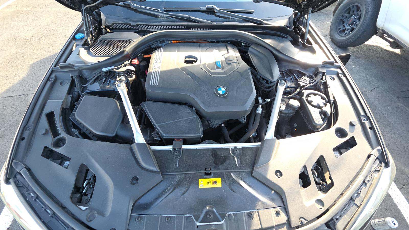 2023 BMW 5 Series 530e xDrive AWD