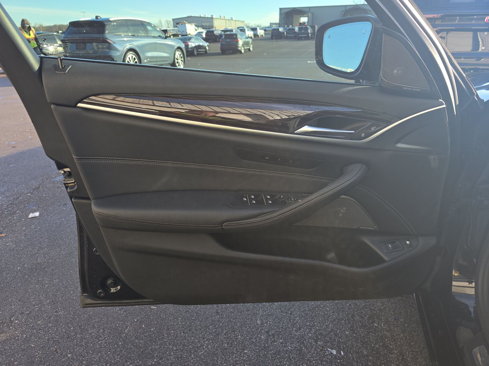 2023 BMW 5 Series 530e xDrive AWD