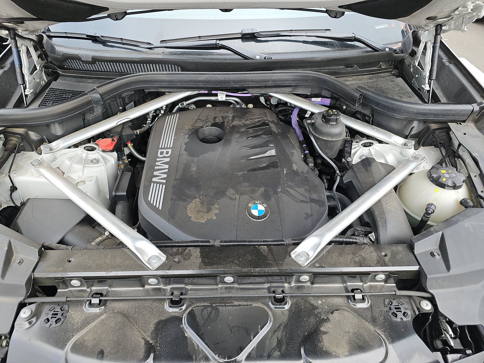 2025 BMW X5 xDrive40i AWD