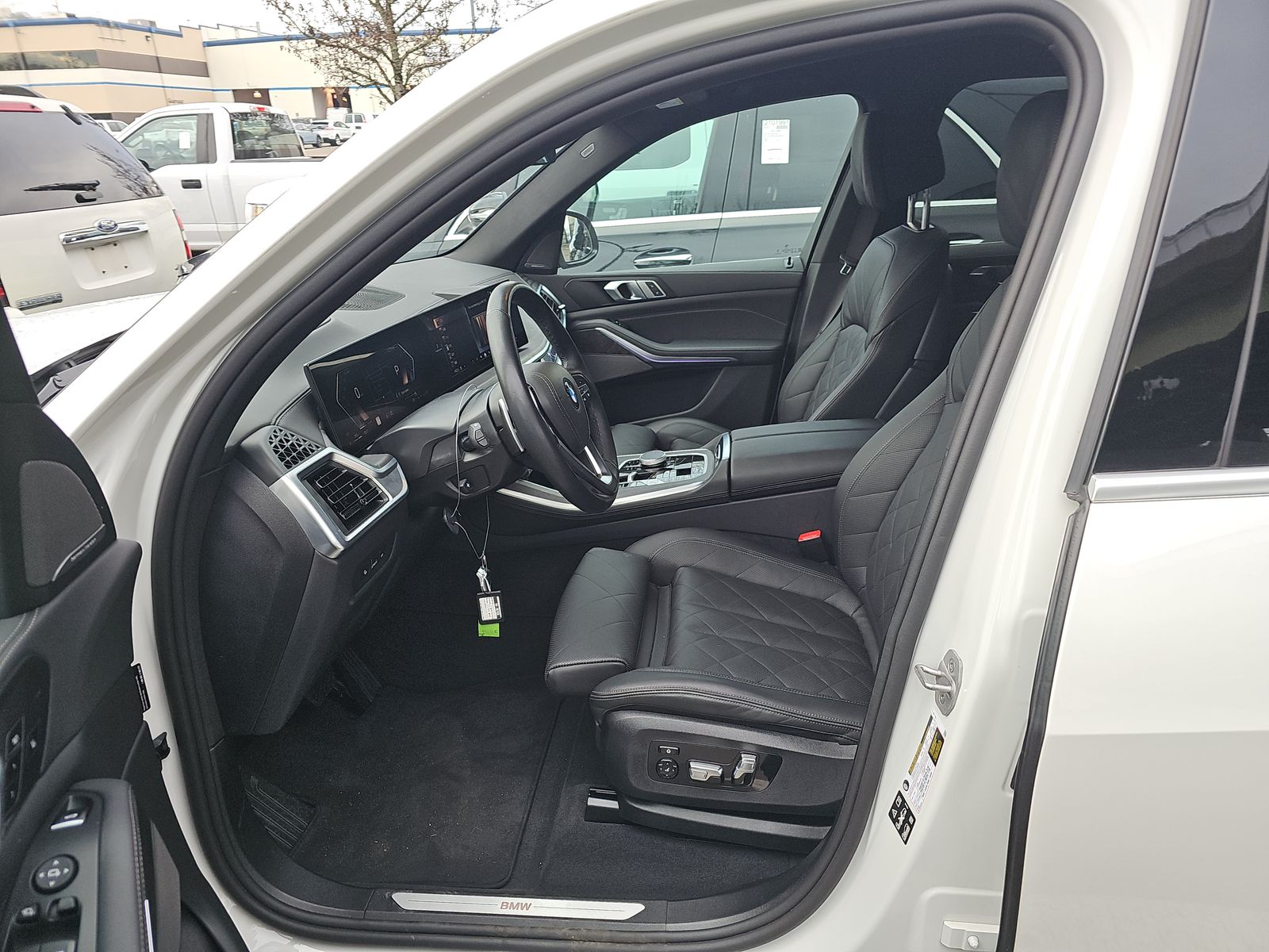 2025 BMW X5 xDrive40i AWD