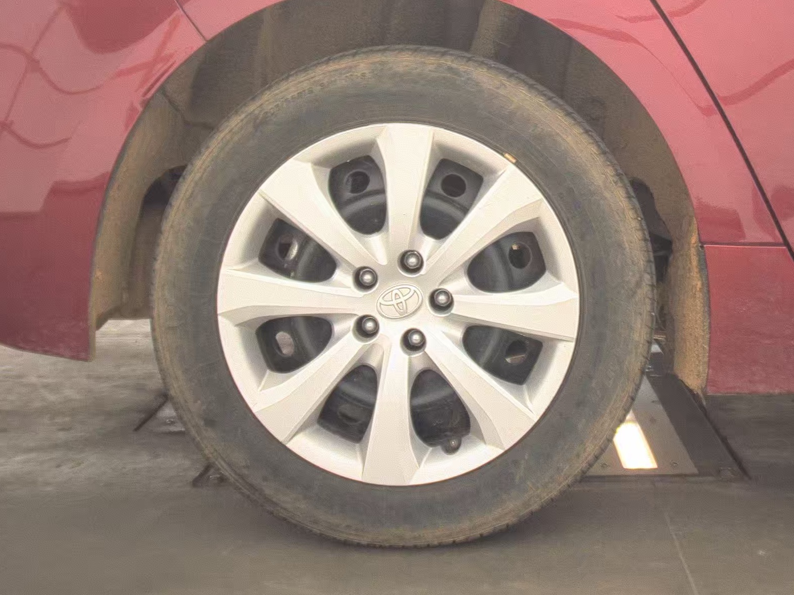 2024 Toyota Corolla LE FWD