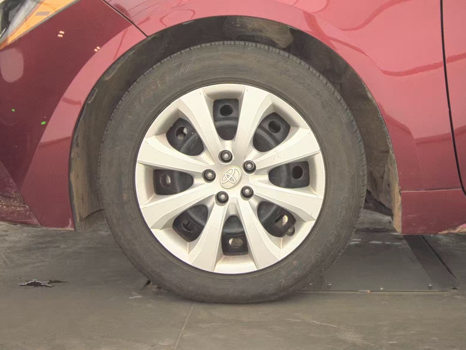 2024 Toyota Corolla LE FWD