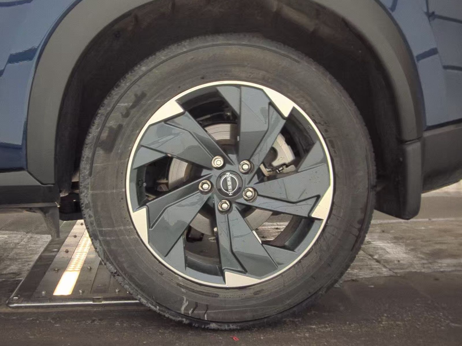 2025 Nissan Rogue SV FWD