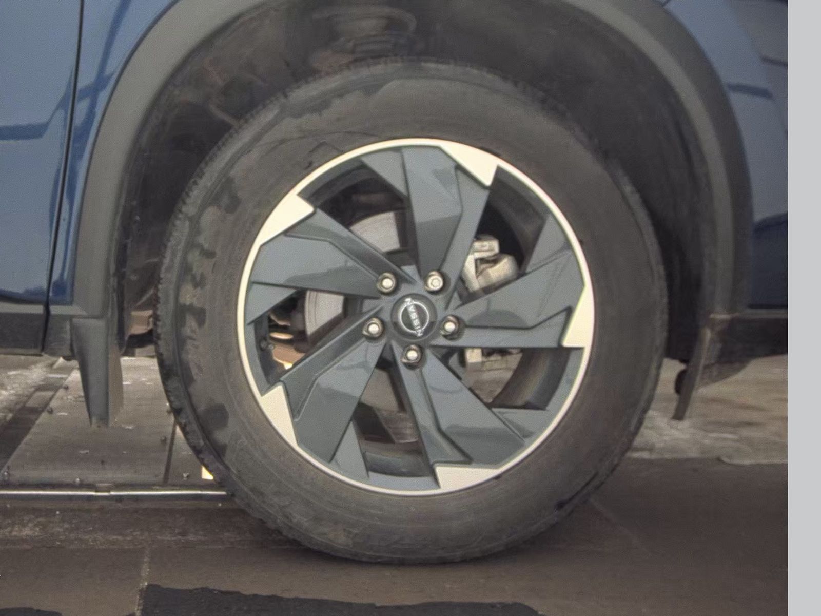 2025 Nissan Rogue SV FWD