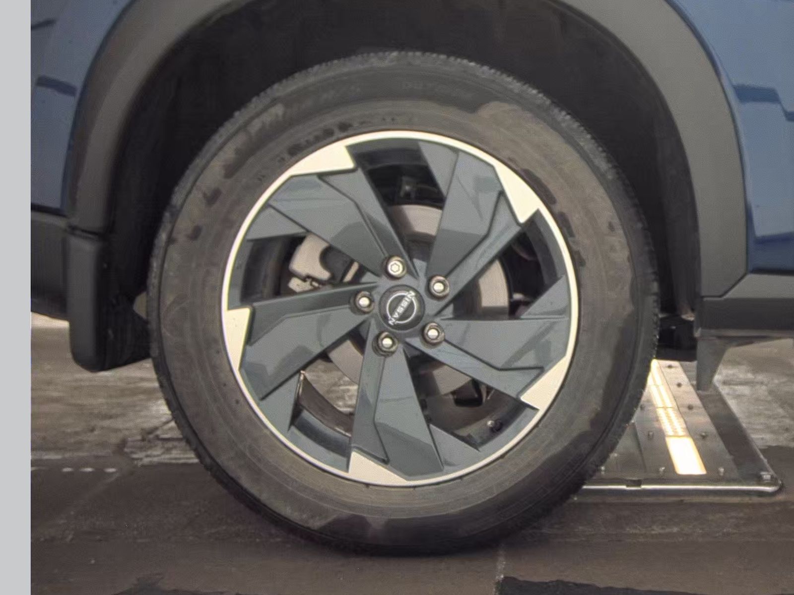 2025 Nissan Rogue SV FWD