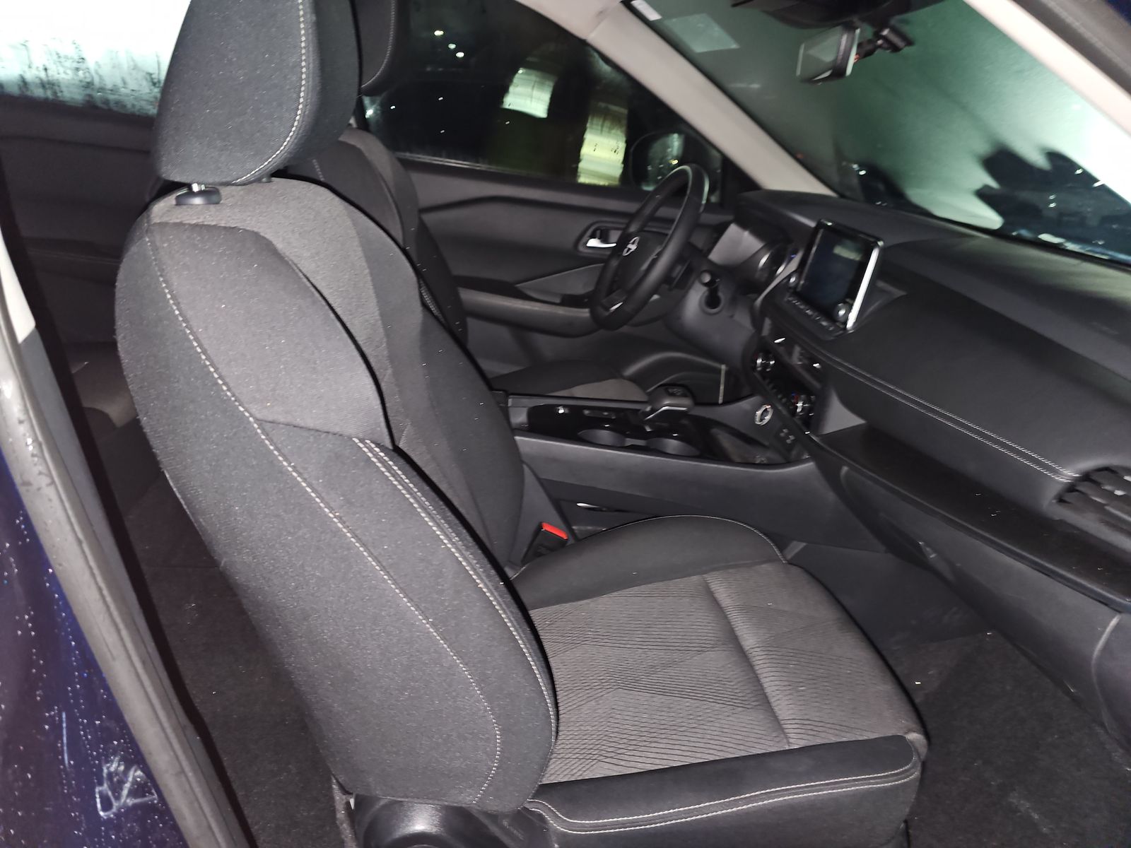 2025 Nissan Rogue SV FWD