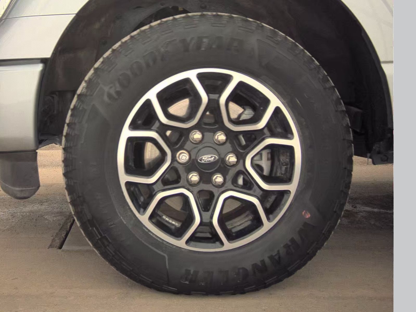 2023 Ford F-150 XLT AWD