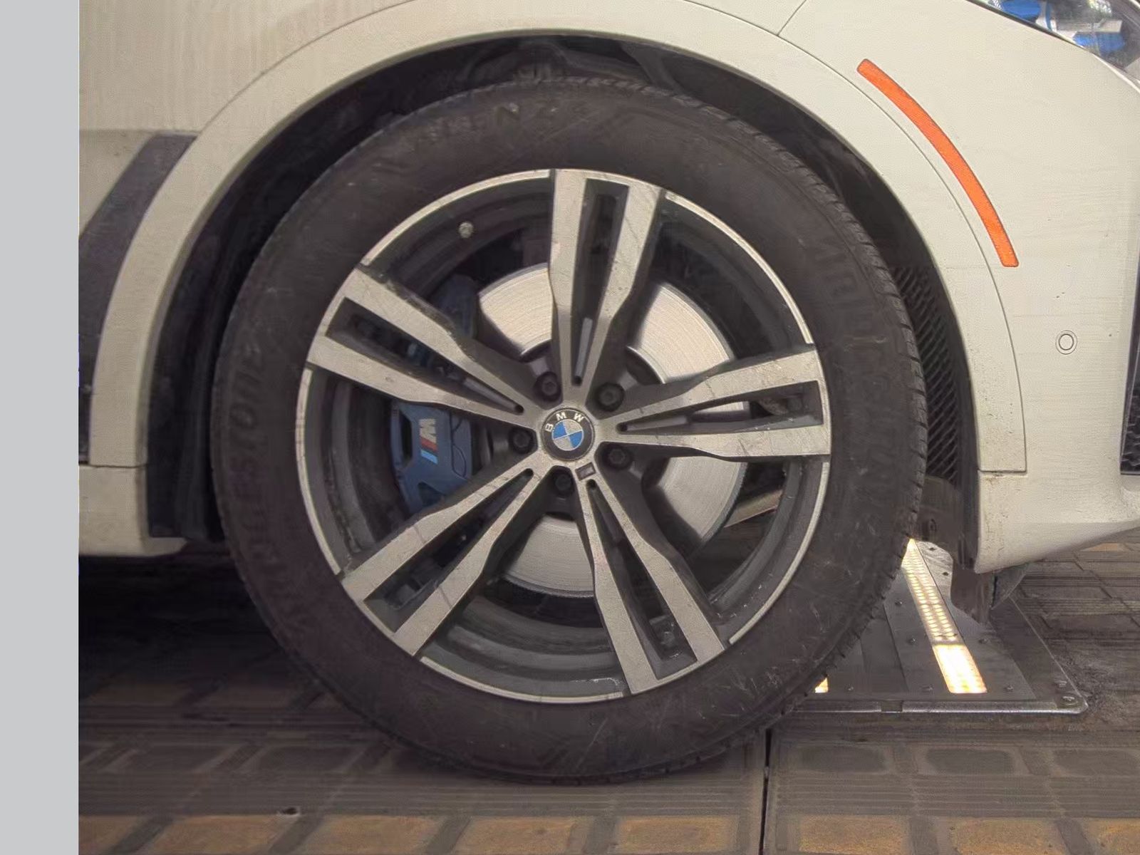 2020 BMW X7 M50i AWD