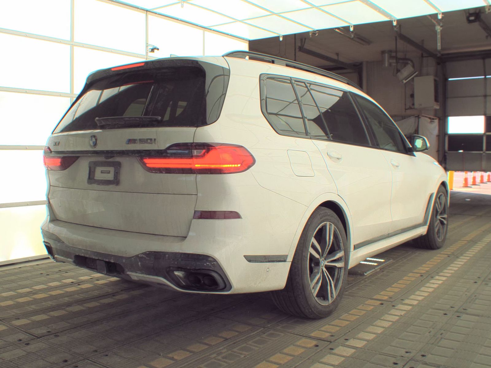 2020 BMW X7 M50i AWD