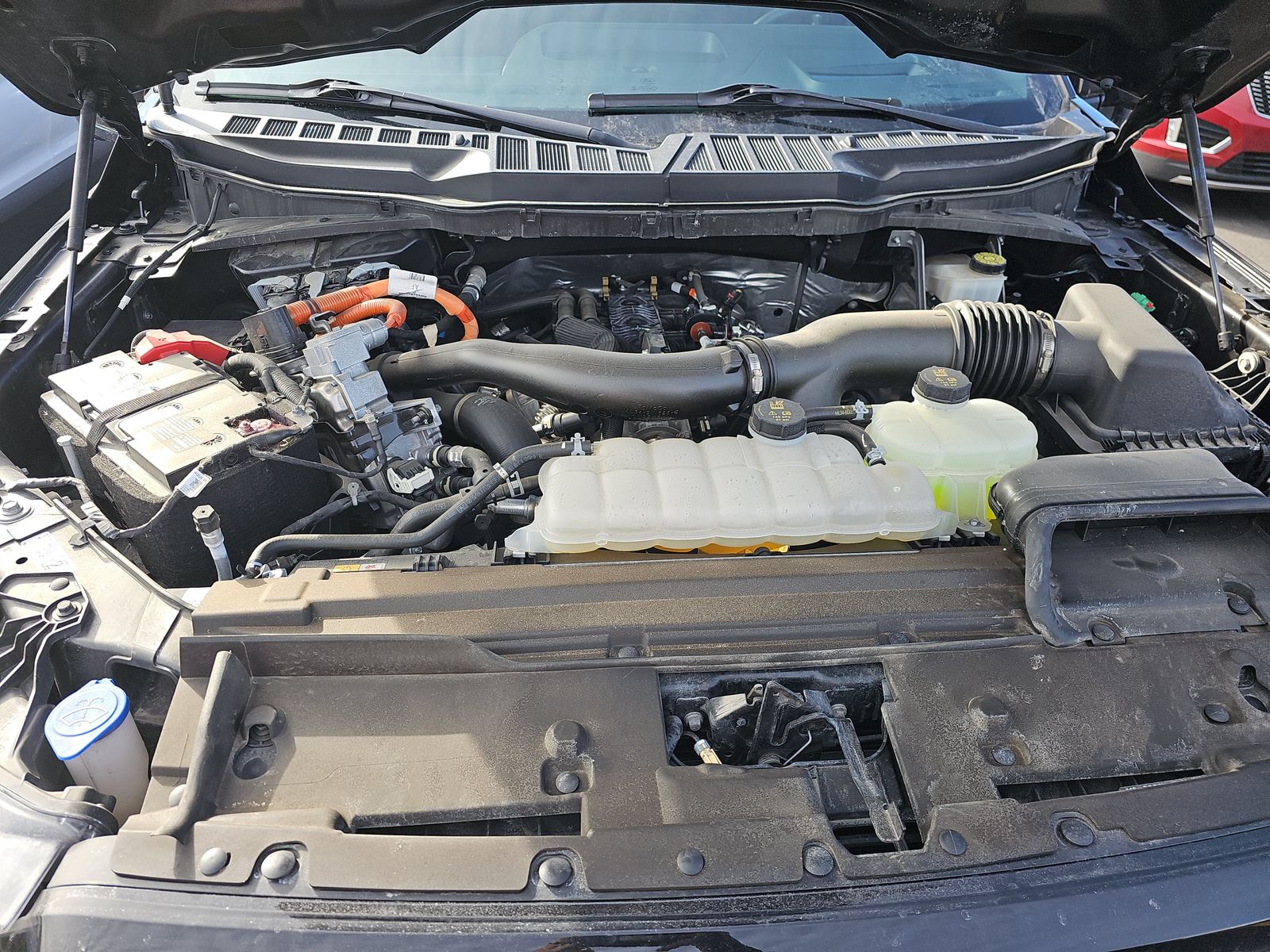 2024 Ford F-150 Hybrid Lariat AWD