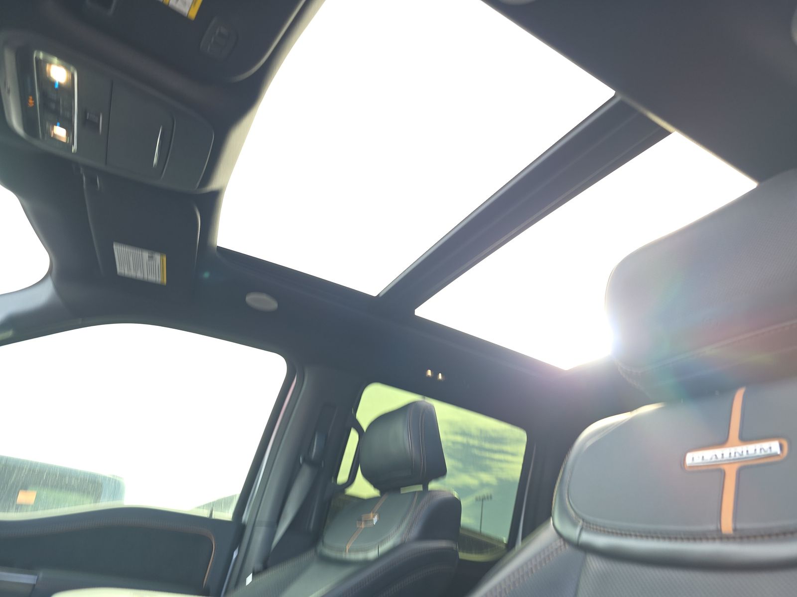 2023 Ford F-150 Platinum AWD