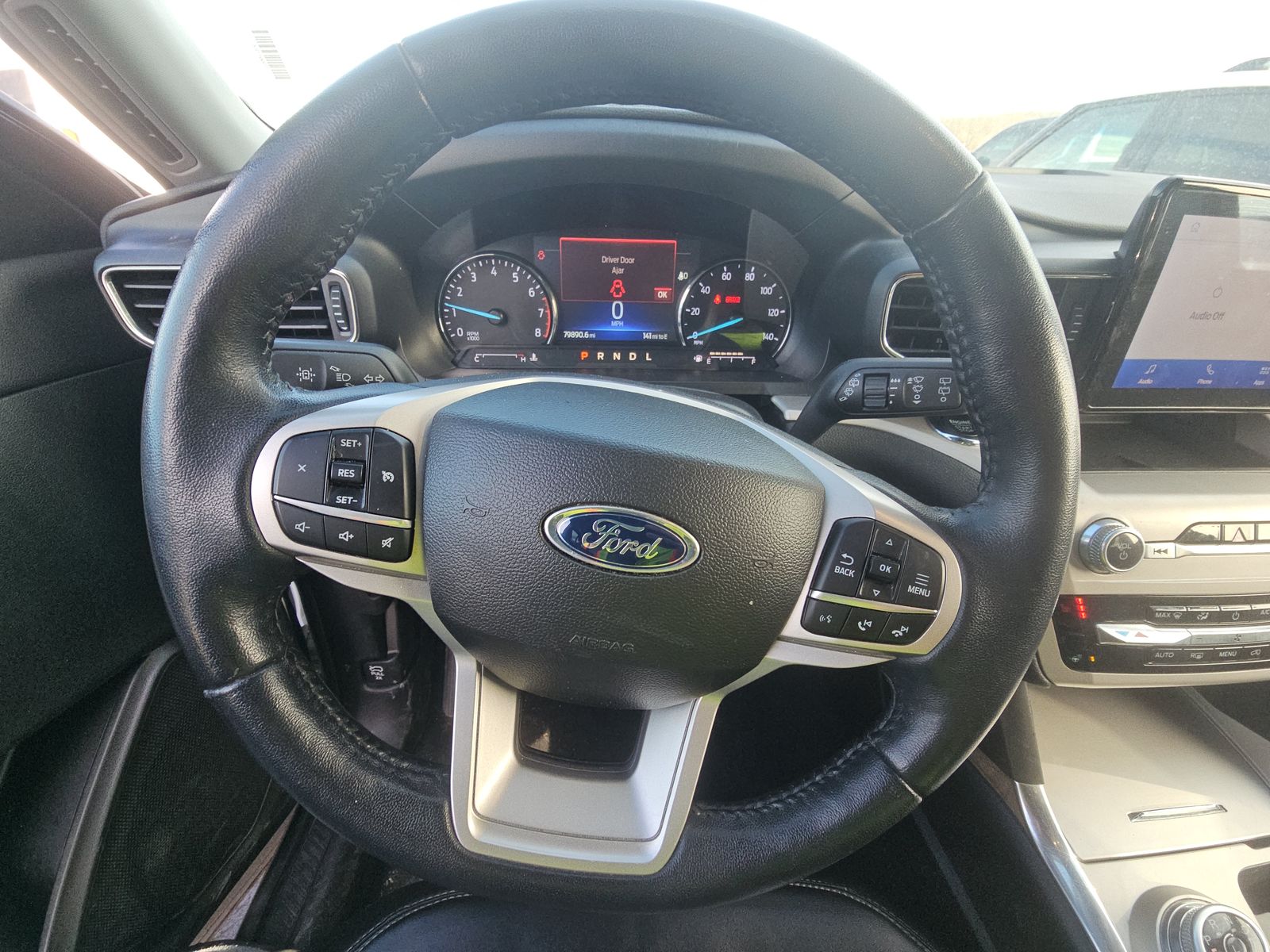 2023 Ford Explorer XLT RWD