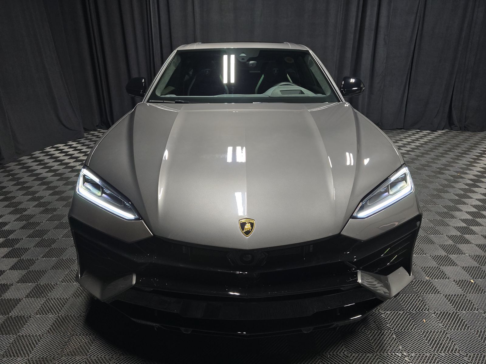 2025 Lamborghini Urus Plug-In Hybrid SE AWD