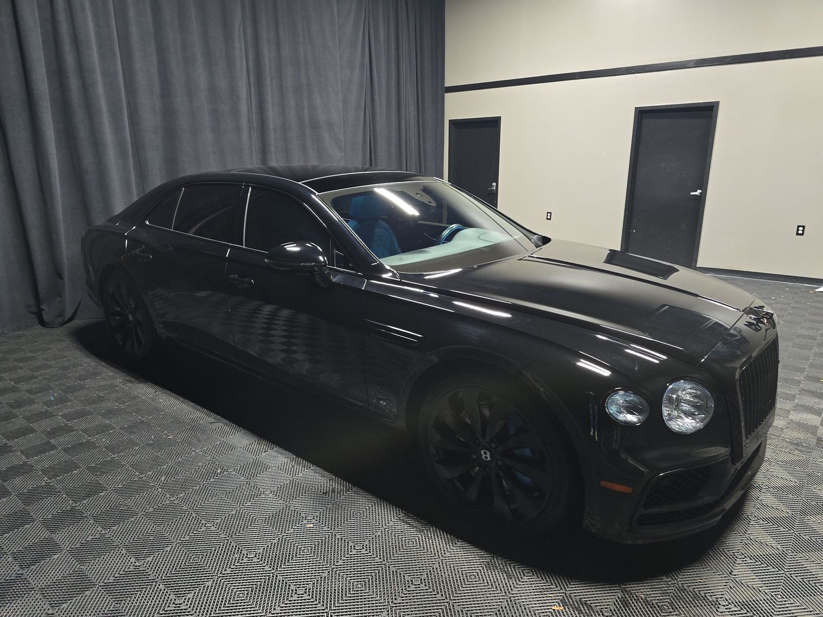 2022 Bentley Flying Spur V8 AWD