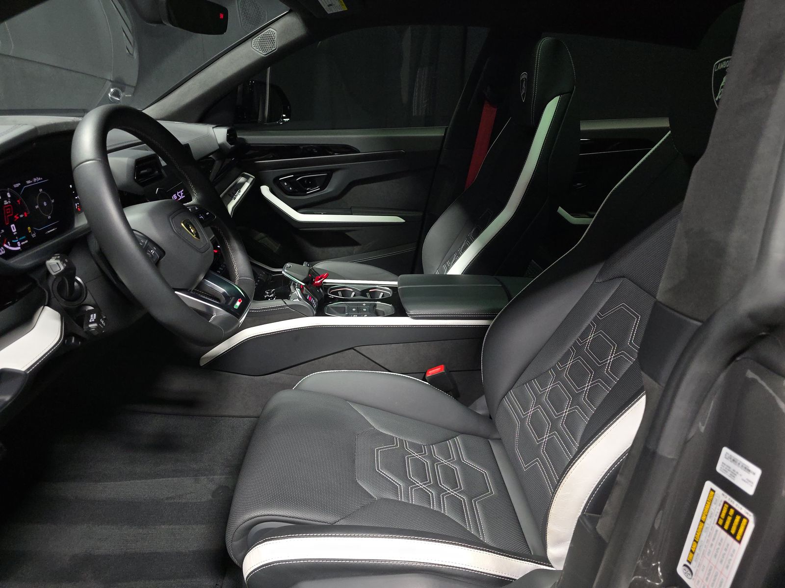 2025 Lamborghini Urus Plug-In Hybrid SE AWD