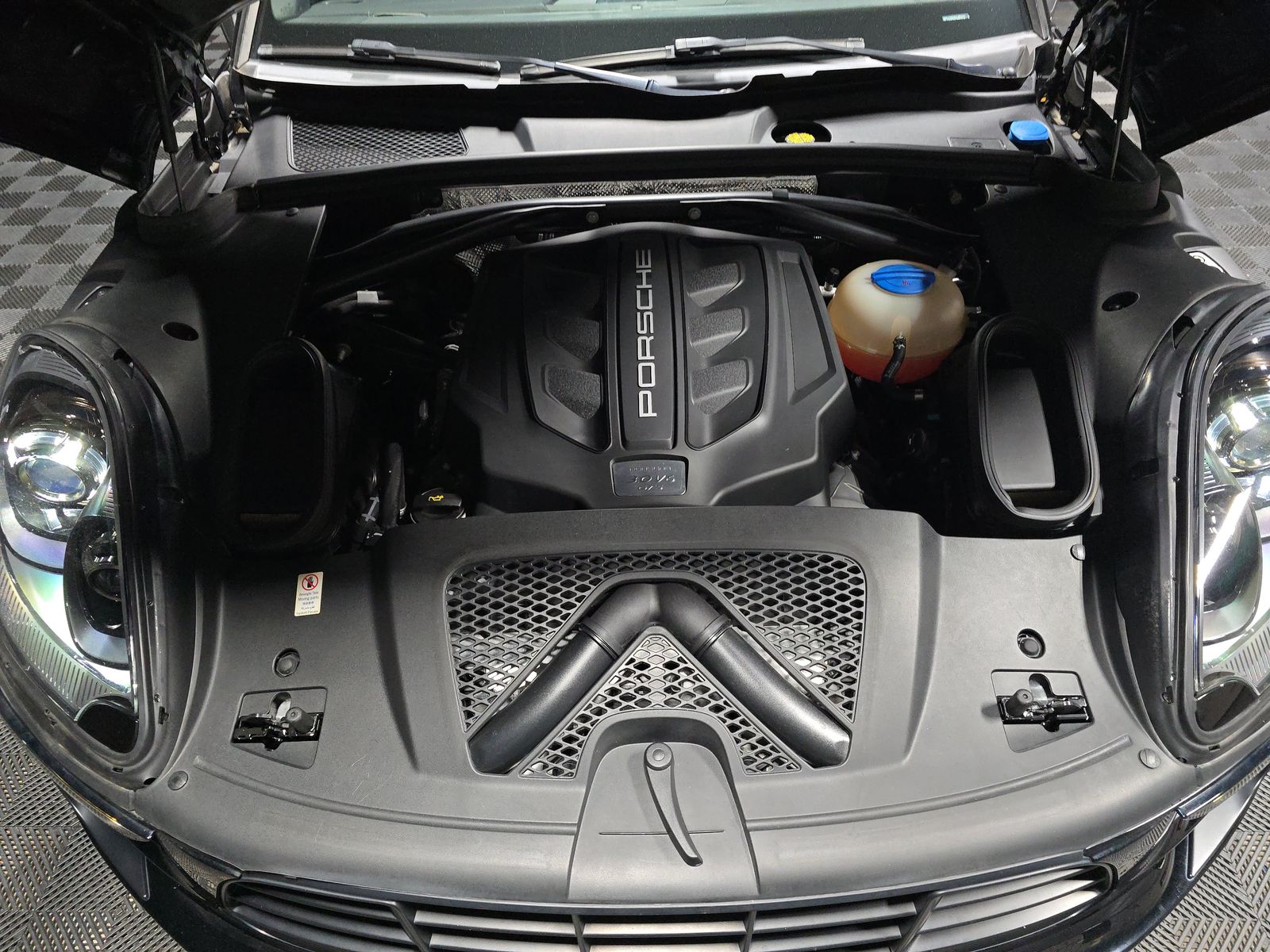 2017 Porsche Macan GTS AWD