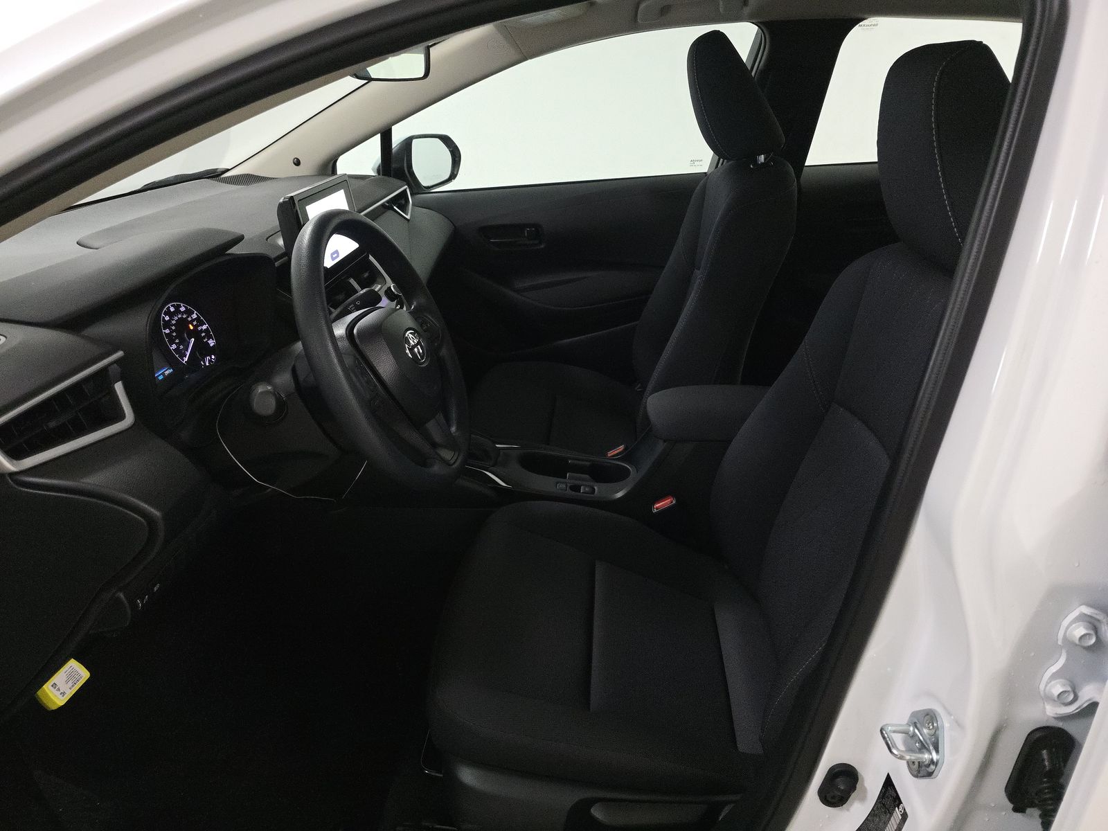 2025 Toyota Corolla LE FWD