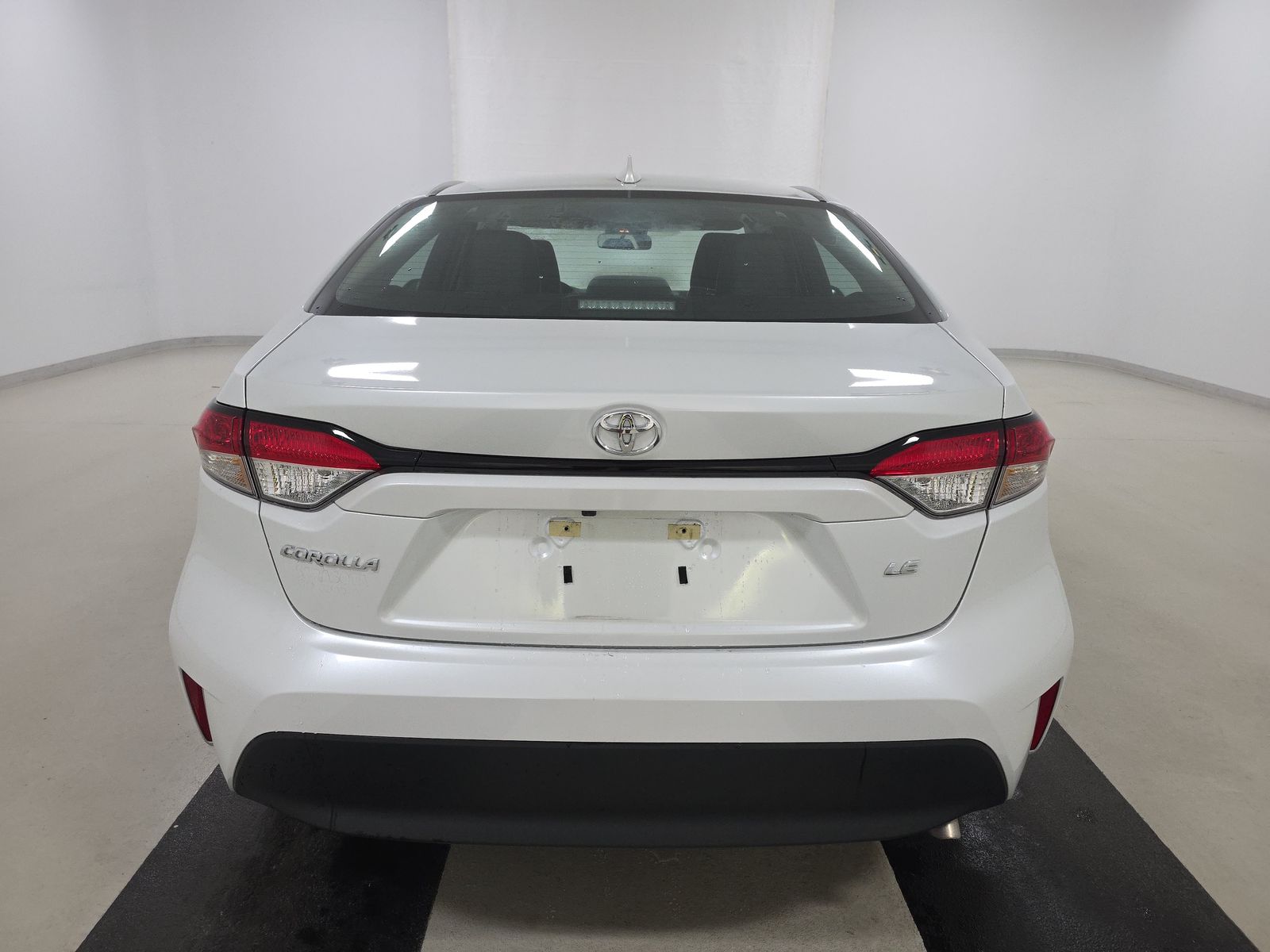 2025 Toyota Corolla LE FWD