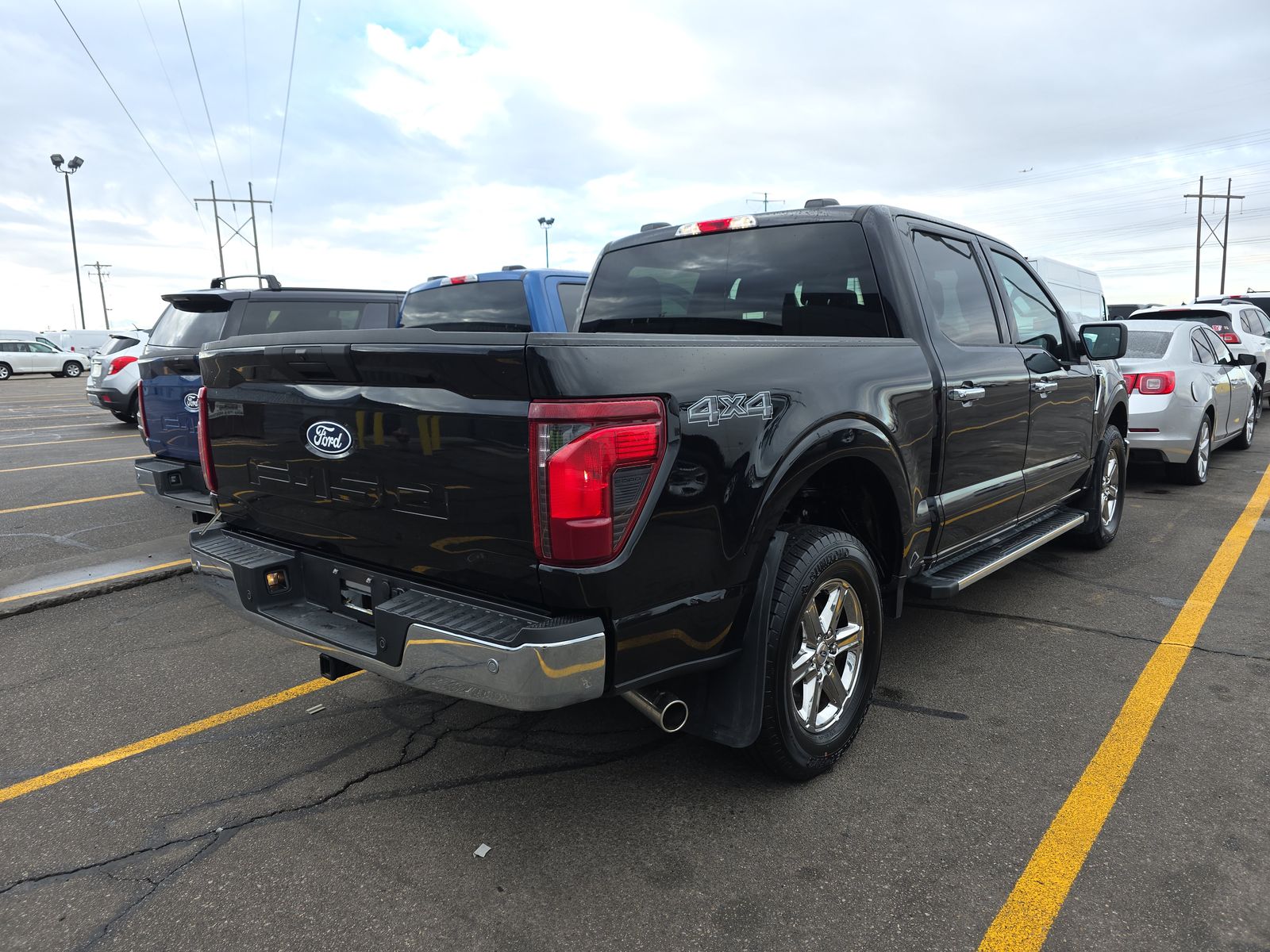 2025 Ford F-150 XLT AWD