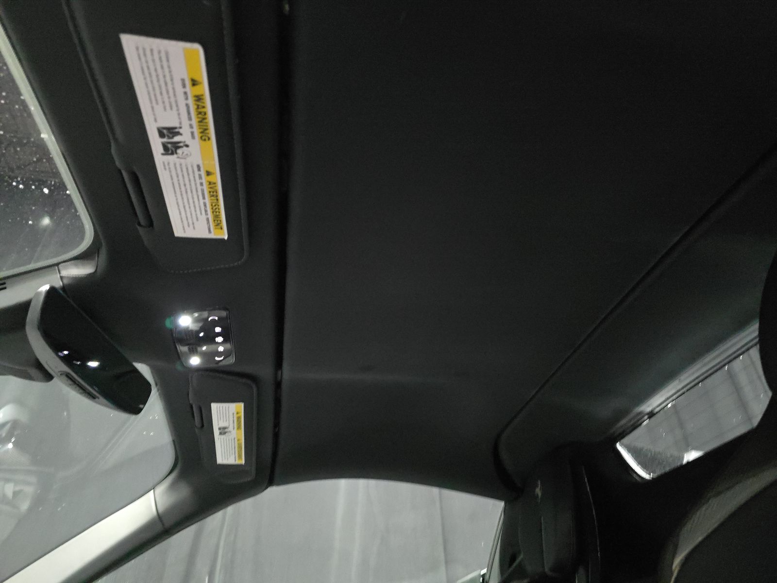 2022 Ferrari SF90 Spider Base AWD