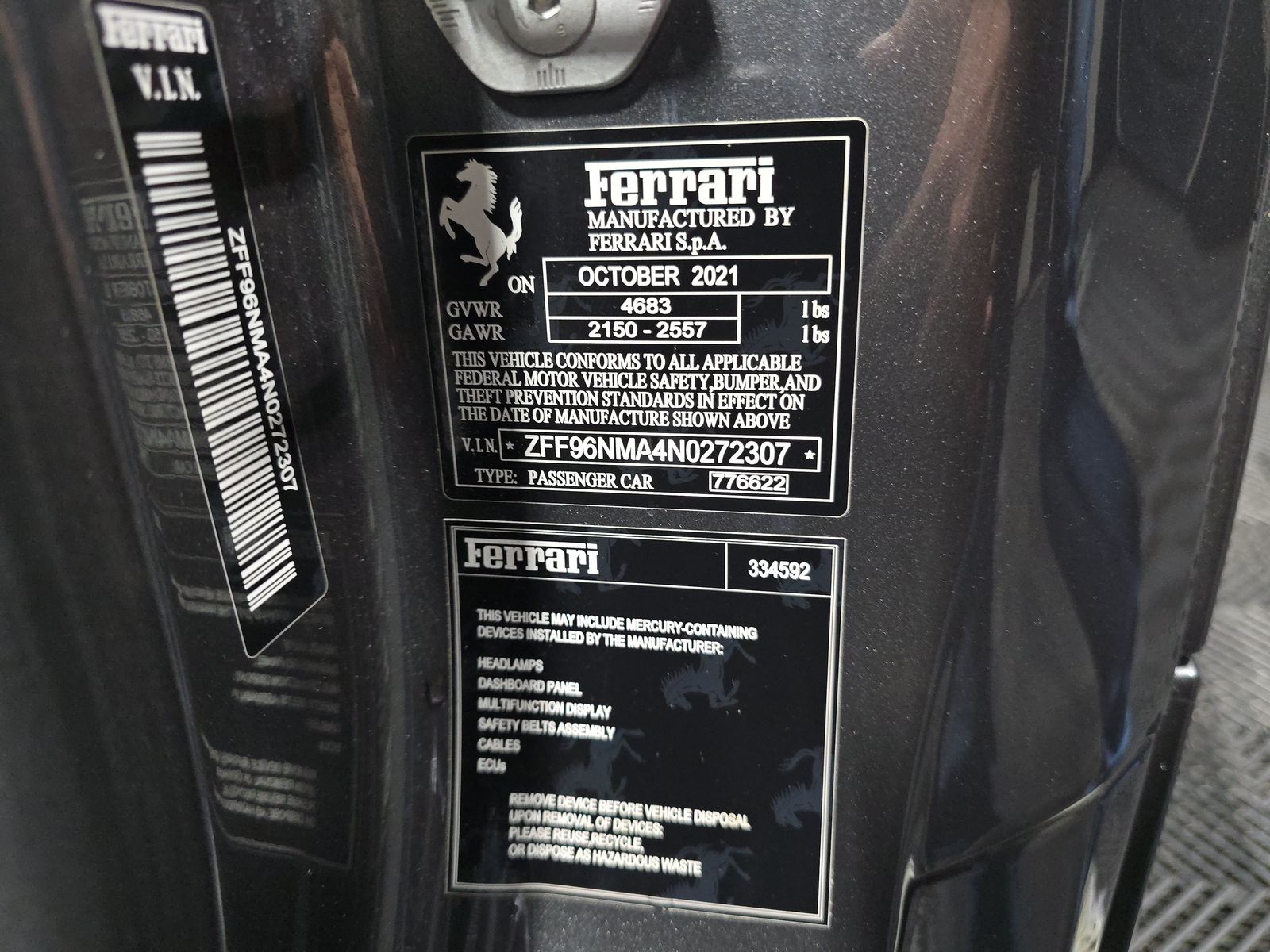 2022 Ferrari SF90 Spider Base AWD