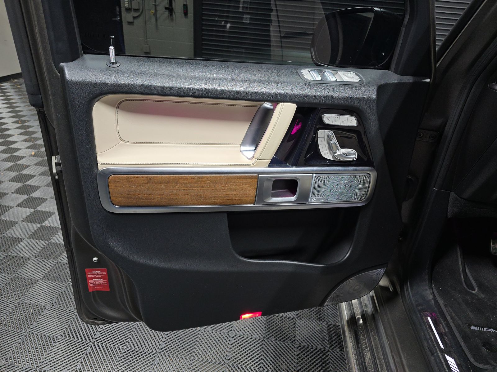 MERCEDES-BENZ G-CLASS - 10