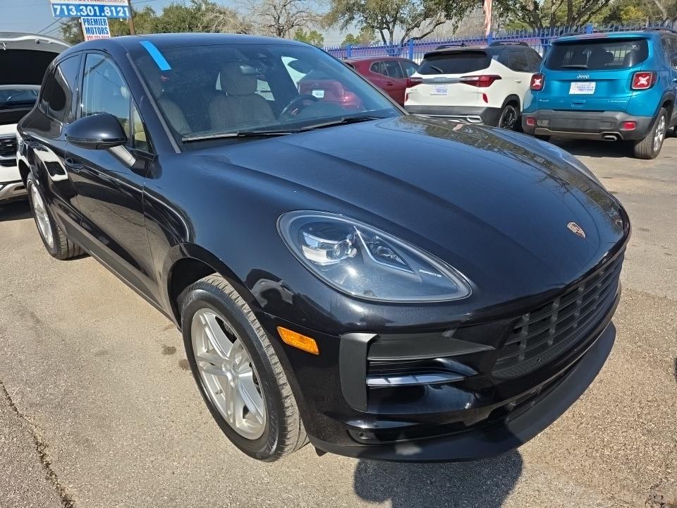 2020 Porsche Macan Base AWD
