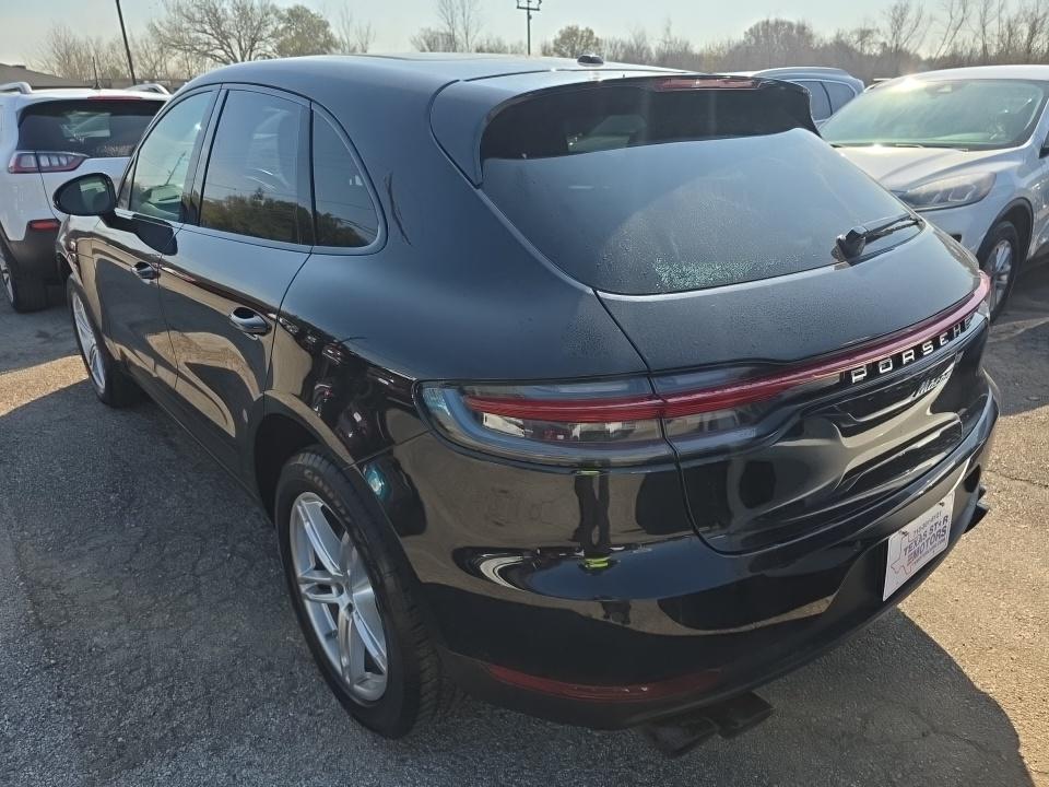 2020 Porsche Macan Base AWD