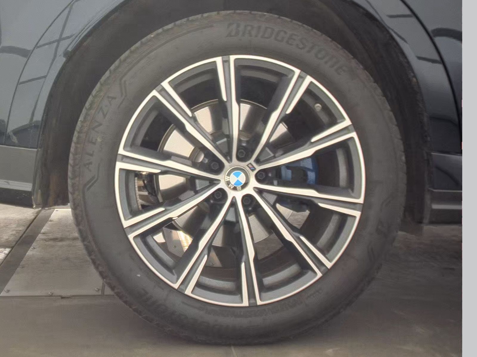 2026 BMW X6 xDrive40i AWD