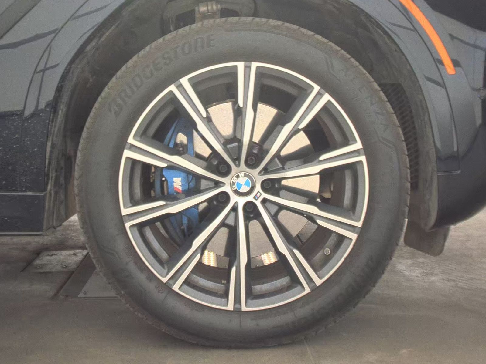 2026 BMW X6 xDrive40i AWD