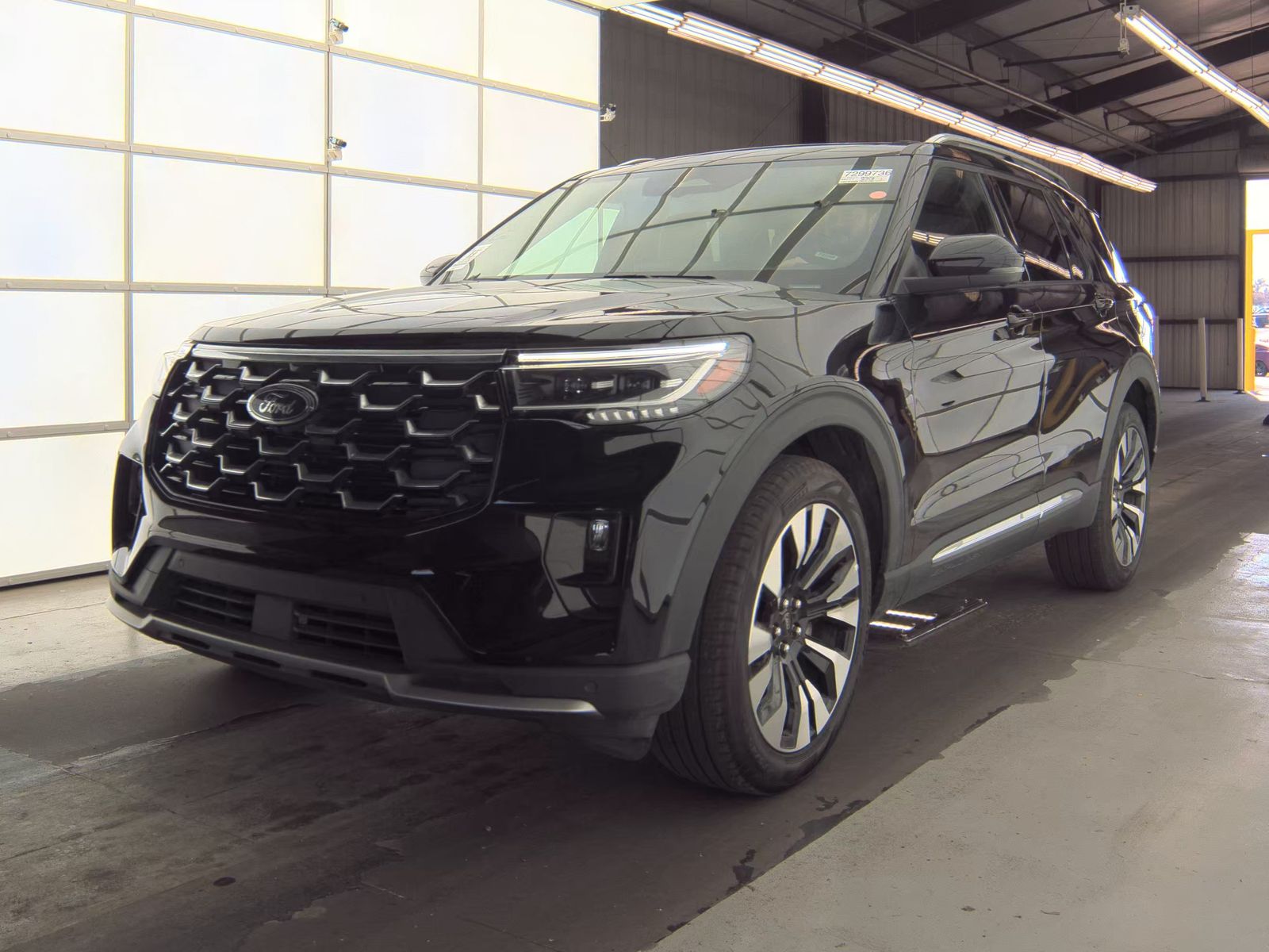 2025 Ford Explorer Platinum AWD