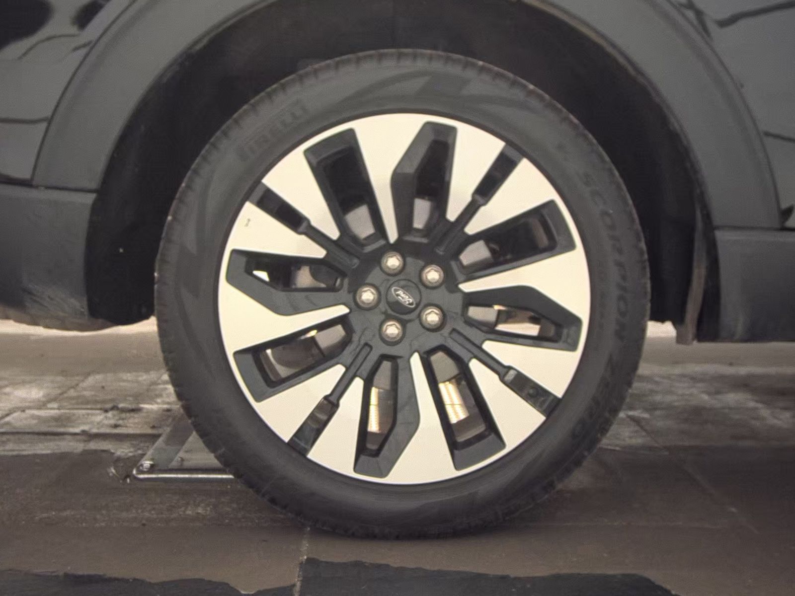 2025 Ford Explorer Platinum AWD