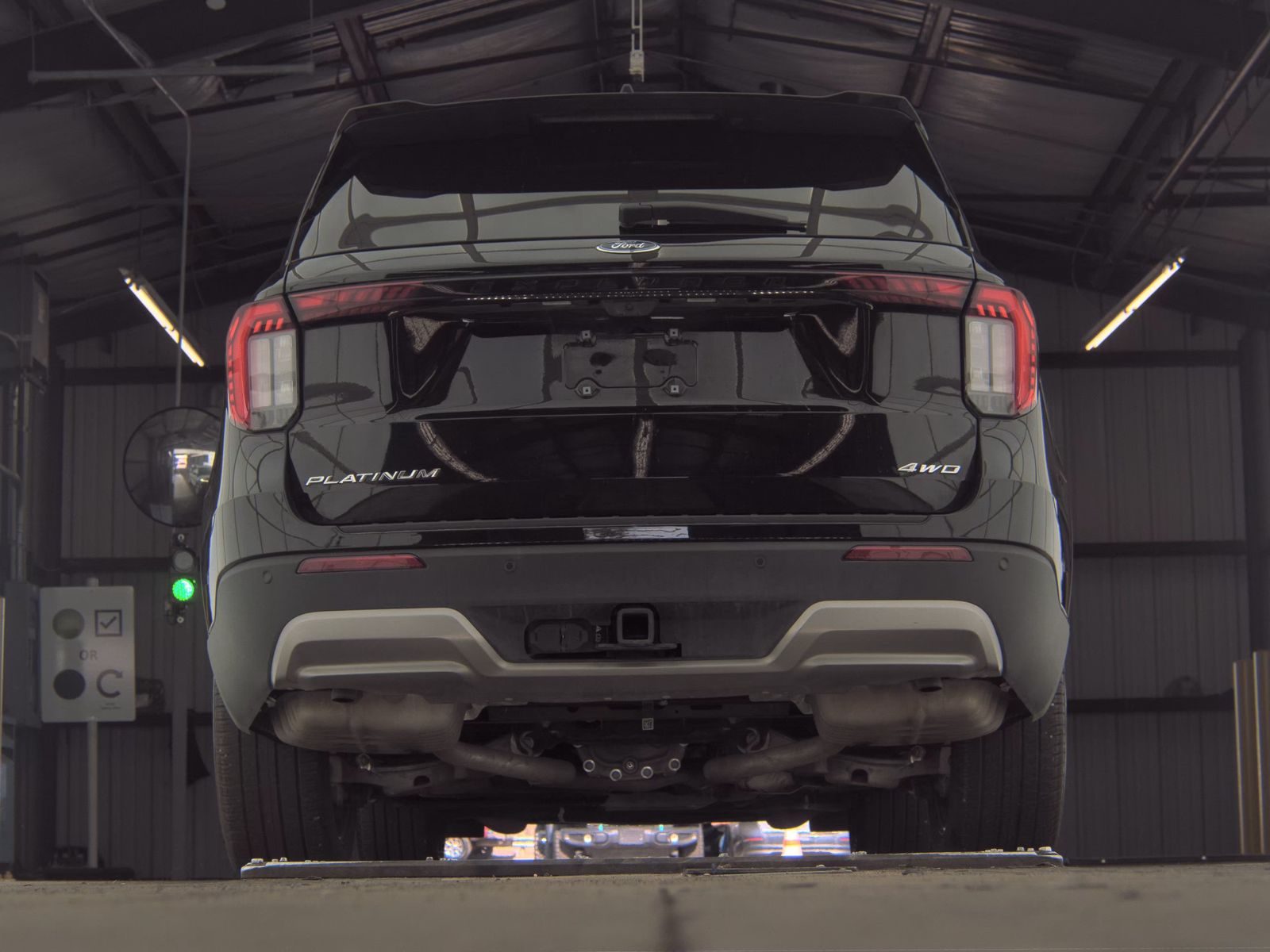 2025 Ford Explorer Platinum AWD