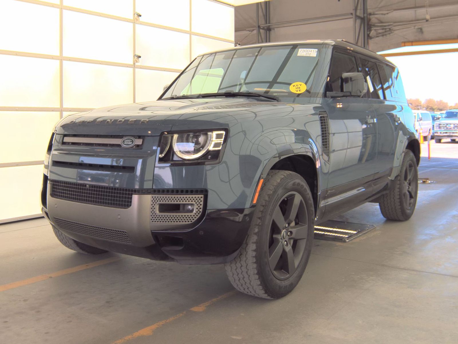 2021 Land Rover Defender 110 X-Dynamic SE AWD