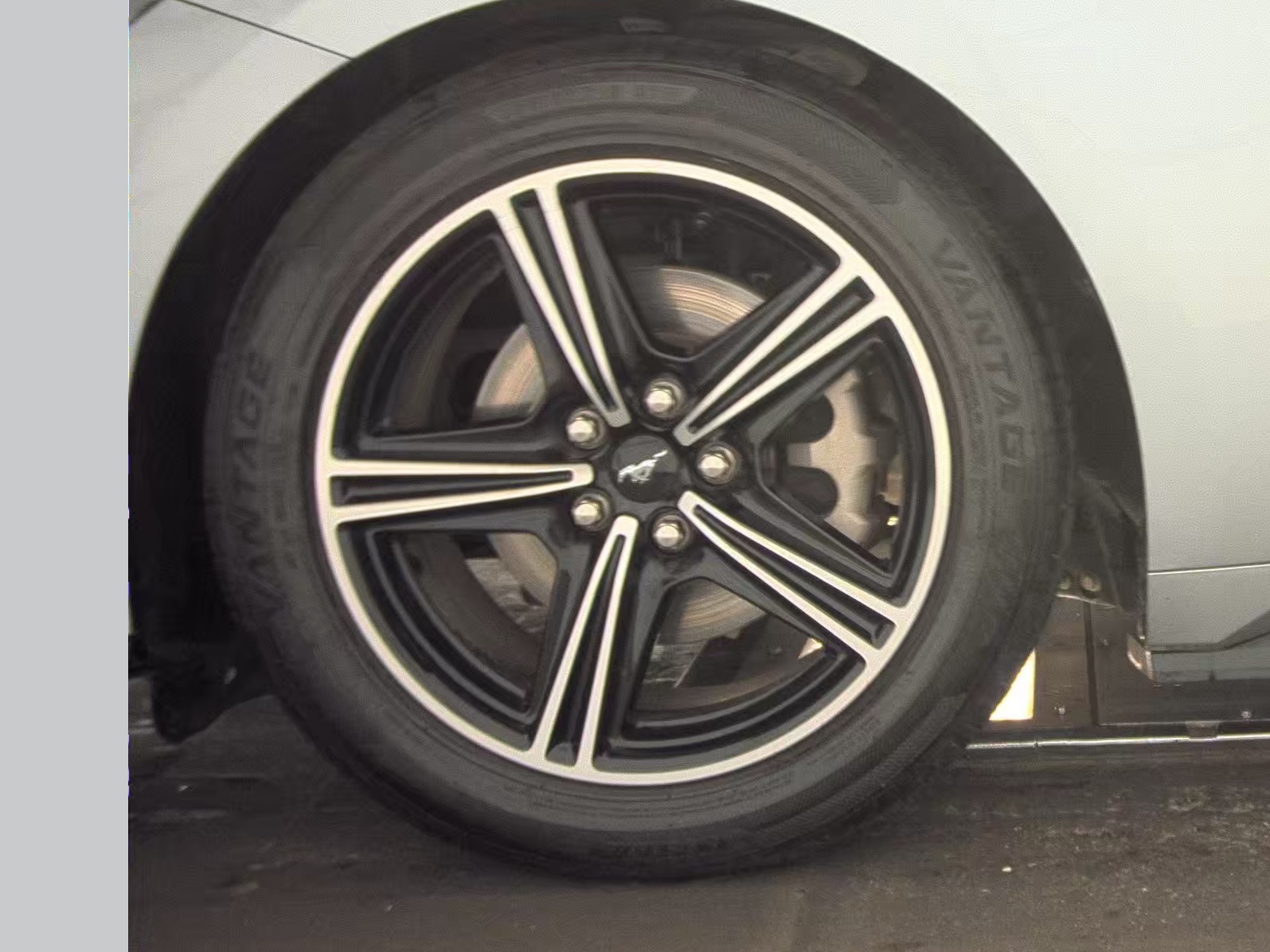 2024 Ford Mustang EcoBoost Premium RWD