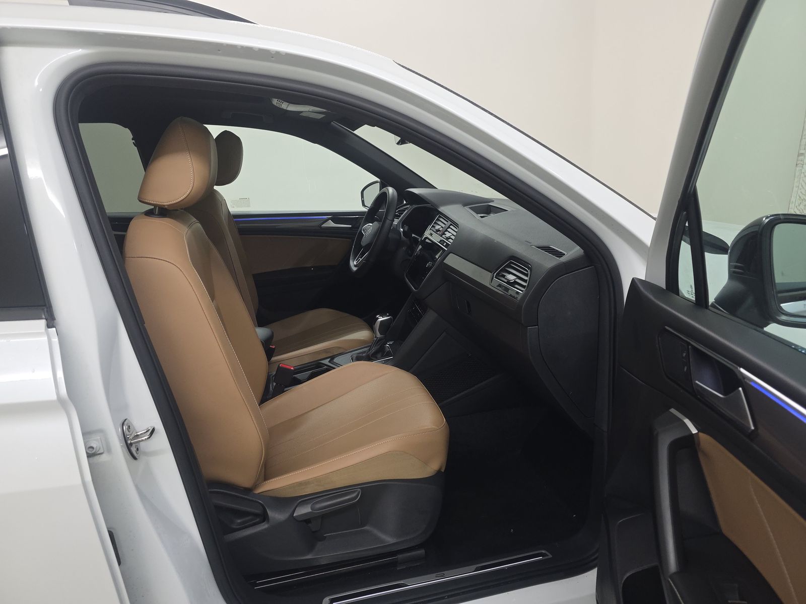 2024 Volkswagen Tiguan 2.0T SE R-Line Black FWD